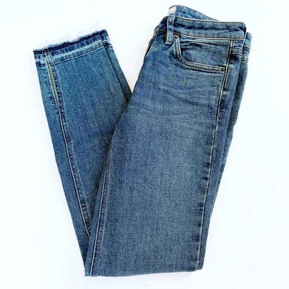 FreePeople Raw Hem Skinny Jeans - Picture 9 of 10